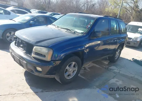 2004 Chevrolet Trailblazer Ls z USA, uszkodzony, nr VIN 1GNDS13S742378851